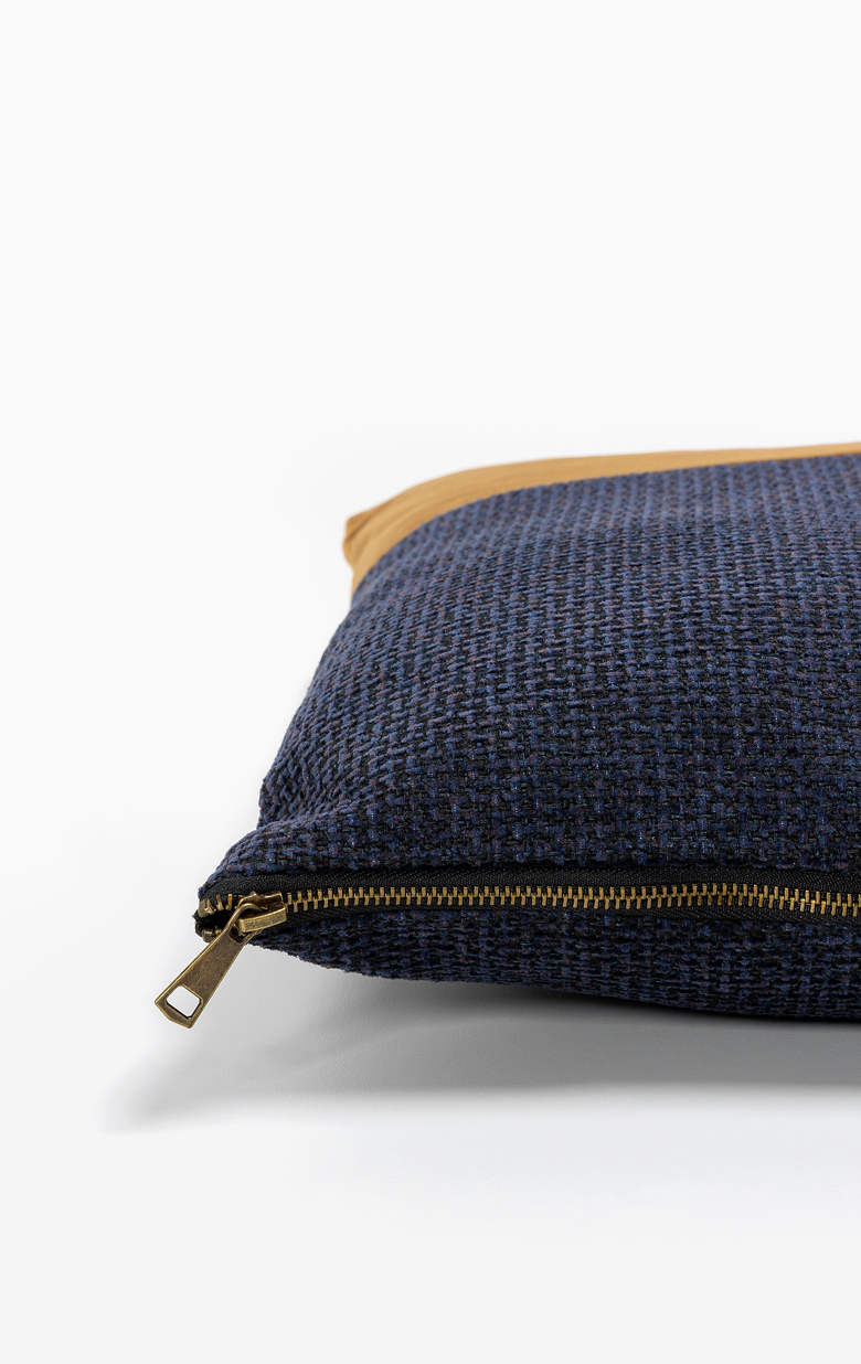 GLAM ΔΙΑΚΟΣΜΗΤΙΚΟ ΜΑΞΙΛΑΡΙ 45x45 ΥΦΑΣΜΑ ΜΠΛΕ ΧΡΥΣΟ POLYESTER - Image 3