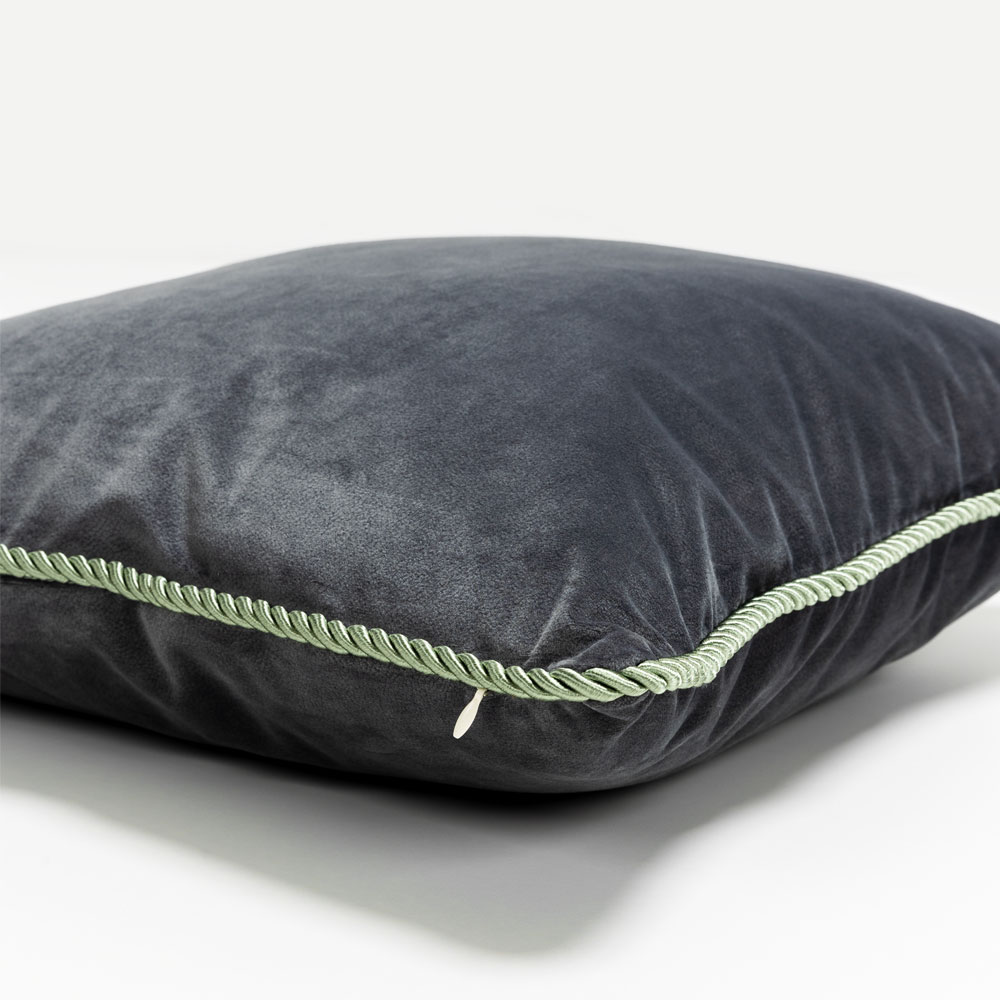 NUIT ΔΙΑΚΟΣΜΗΤΙΚΟ ΜΑΞΙΛΑΡΙ 45x45 ΒΕΛΟΥΔΟ ΑΝΘΡΑΚΙ - Image 2