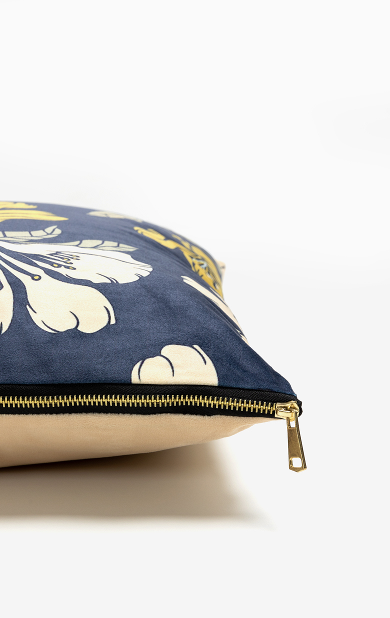 AURIS ΔΙΑΚΟΣΜΗΤΙΚΟ ΜΑΞΙΛΑΡΙ 45x45 ΥΦΑΣΜΑ ΠΟΛΥΧΡΩΜΟ ΒΕΛΟΥΔΟ - Image 4