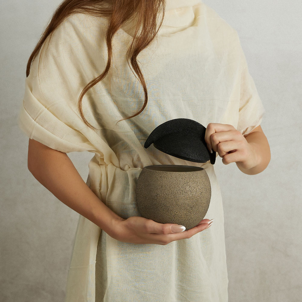 GRIZIO ΒΑΖΟ ΜΕ ΚΑΠΑΚΙ 15x15x19 ΑΛΟΥΜΙΝΙΟ MUD TEXTURED ΜΑΥΡΟ TEXTURED - Image 2