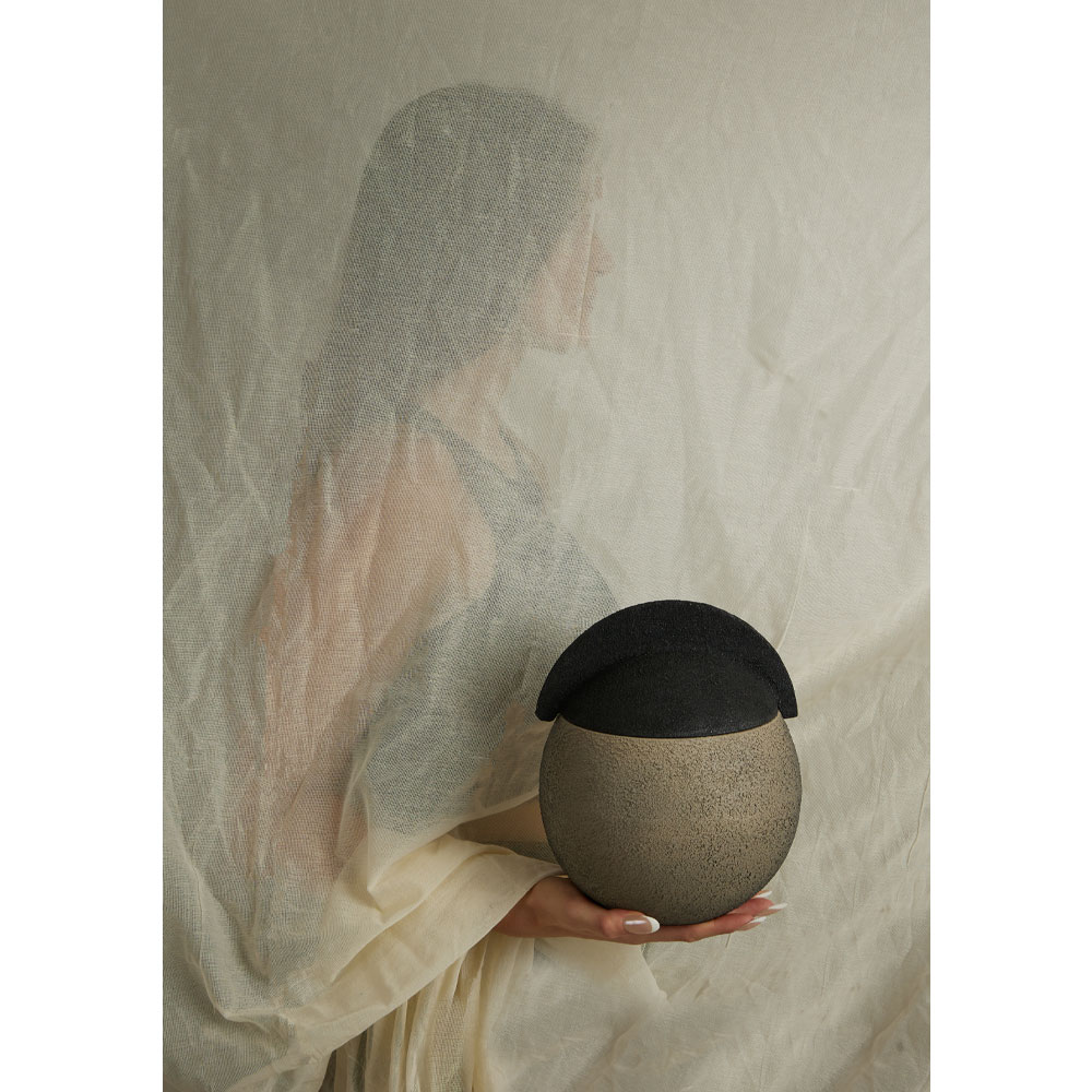 GRIZIO ΒΑΖΟ ΜΕ ΚΑΠΑΚΙ 20x20x24 ΑΛΟΥΜΙΝΙΟ MUD TEXTURED ΜΑΥΡΟ TEXTURED - Image 2