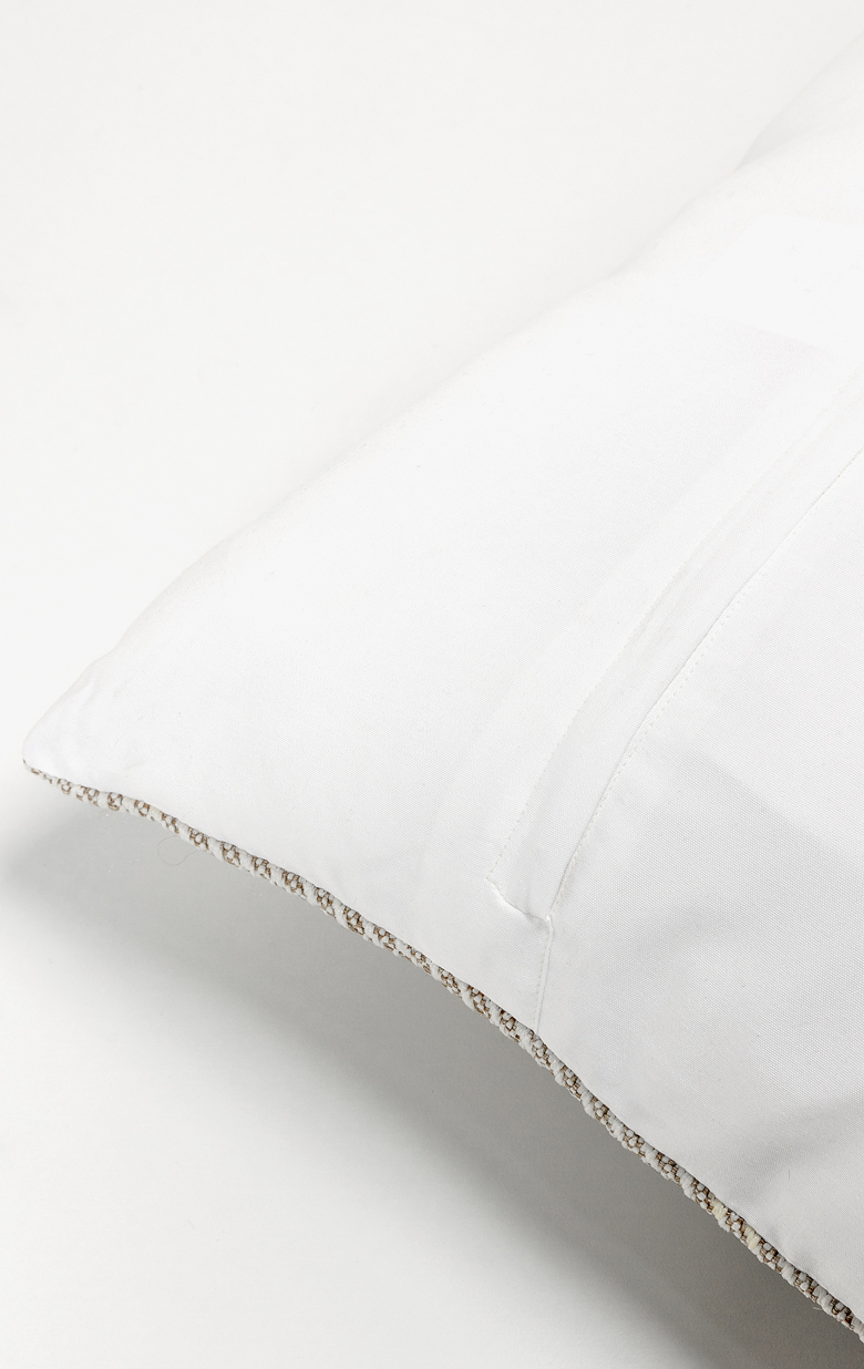 KUNAL ΔΙΑΚΟΣΜΗΤΙΚΟ ΜΑΞΙΛΑΡΙ ΕΞΩΤΕΡΙΚΟΥ ΧΩΡΟΥ 45x45cm ΥΦΑΣΜΑ ΜΠΕΖ POLYESTER - Image 4