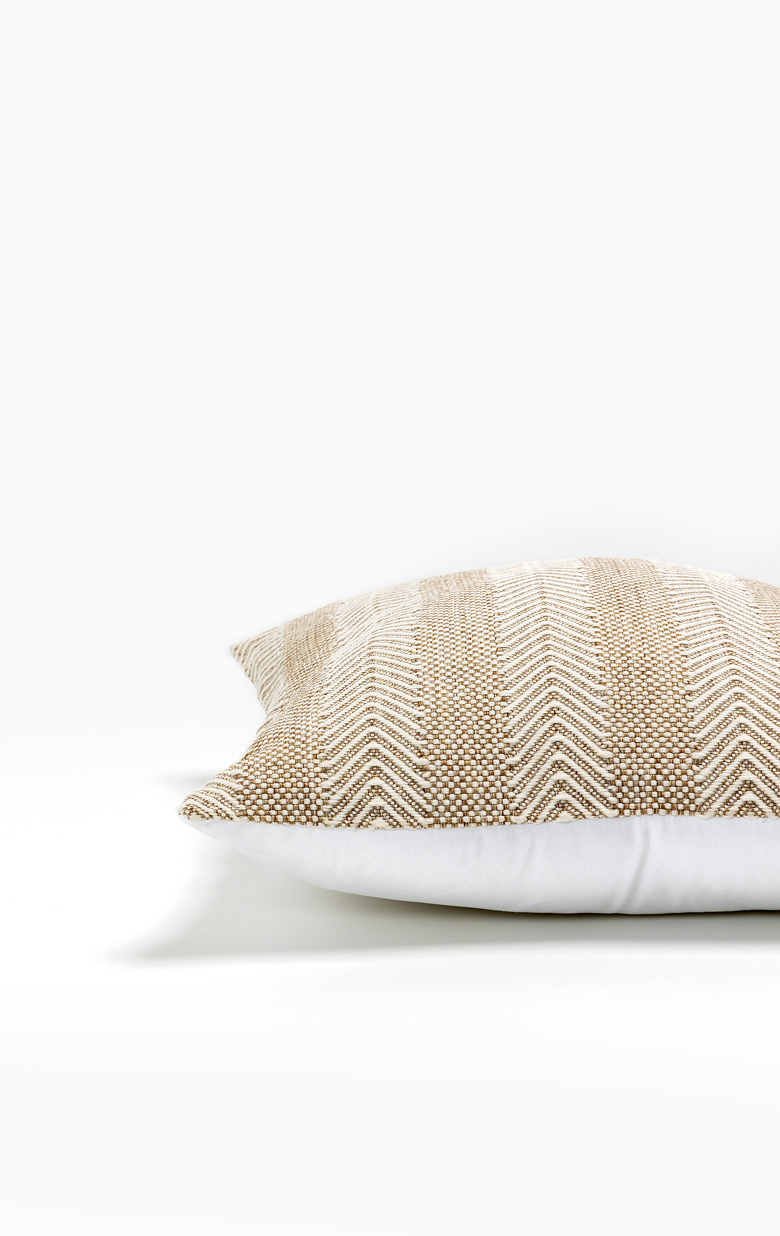 KUNAL ΔΙΑΚΟΣΜΗΤΙΚΟ ΜΑΞΙΛΑΡΙ ΕΞΩΤΕΡΙΚΟΥ ΧΩΡΟΥ 45x45cm ΥΦΑΣΜΑ ΜΠΕΖ POLYESTER - Image 5