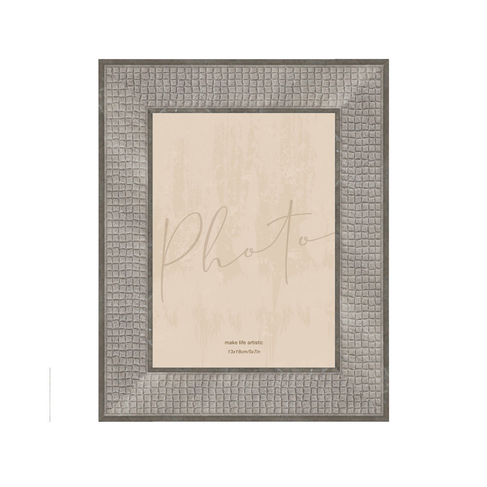 ESTRAZZO ΚΟΡΝΙΖΑ 18.6x1.4x23.7cm POLYRESIN ΓΚΡΙ ΣΚΟΥΡΟ ΓΥΑΛΙ