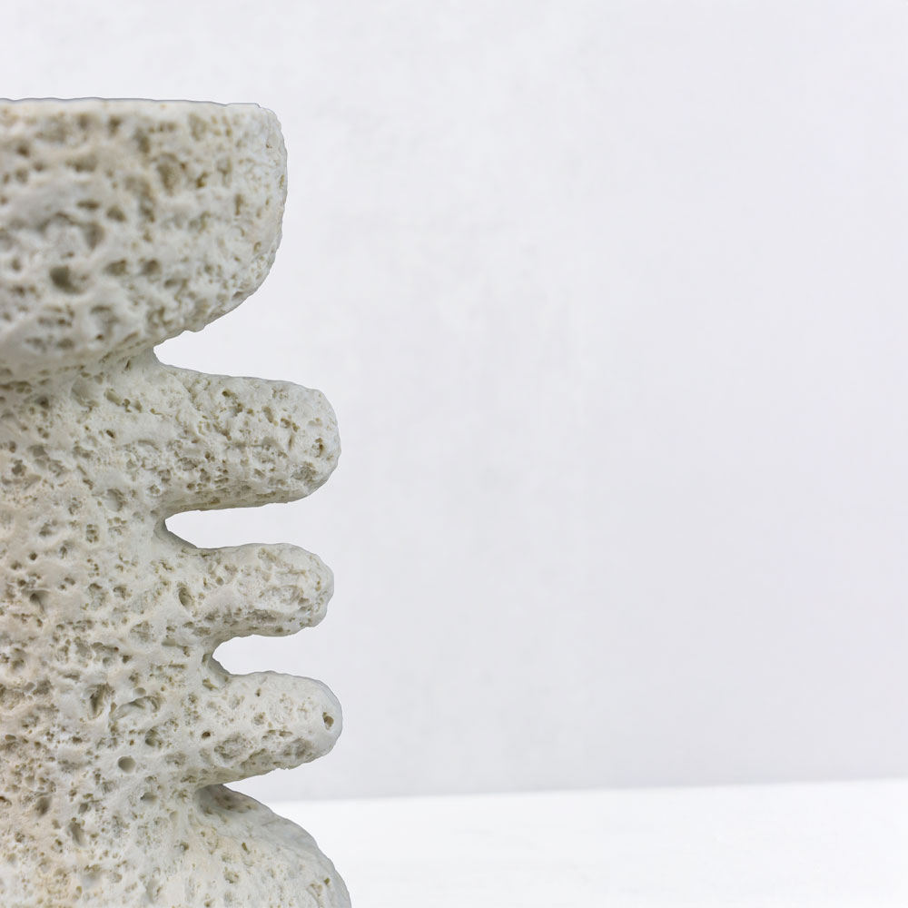 KYCLADIC III ΚΗΡΟΠΗΓΙΟ ΔΙΑΚΟΣΜΗΤΙΚΟ 12x10x20cm RESIN ΜΠΕΖ - Image 3
