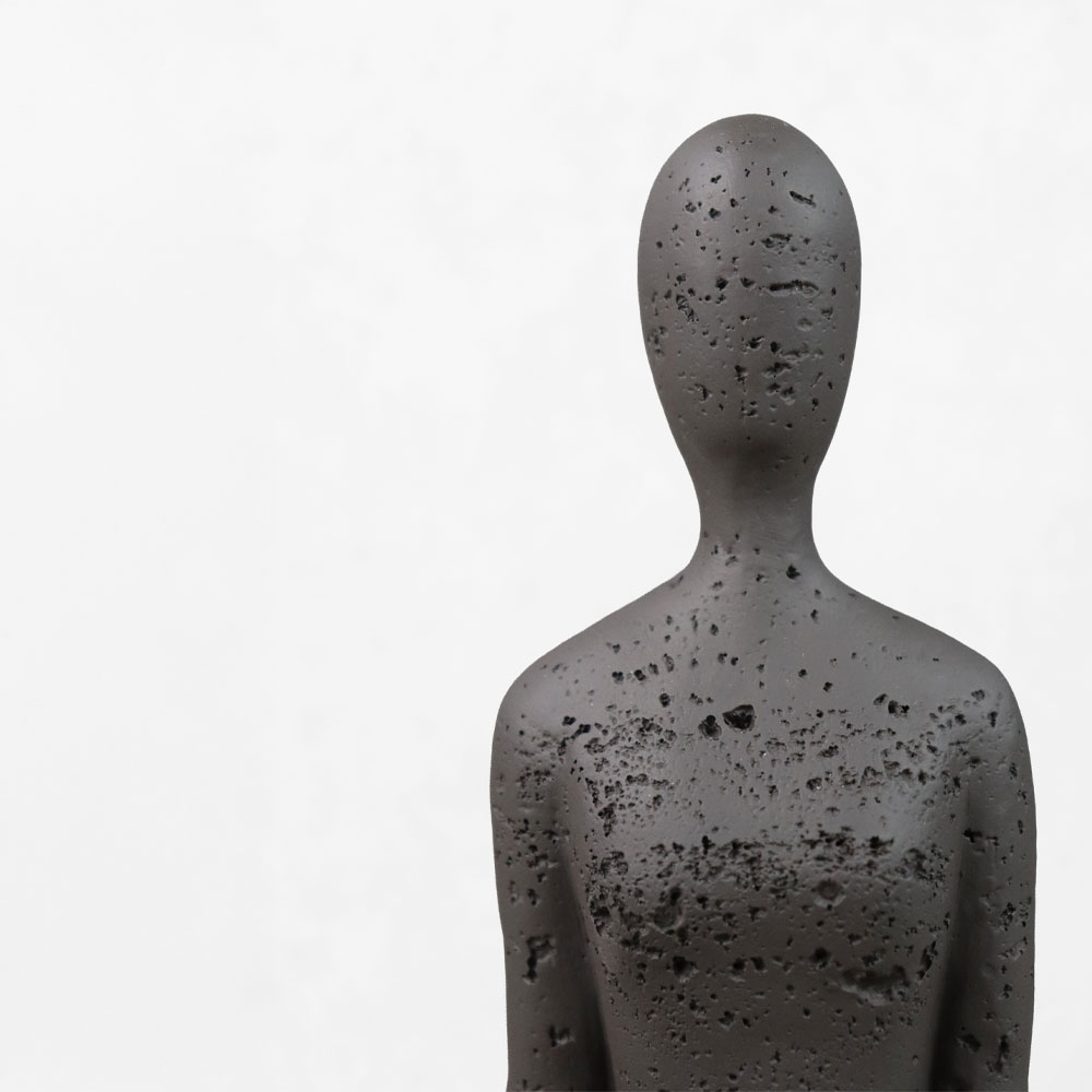 MORPH I ΔΙΑΚΟΣΜΗΤΙΚΟ ΣΩΜΑ 13x7.5x17.5cm RESIN ΚΑΦΕ ΣΚΟΥΡΟ - Image 3