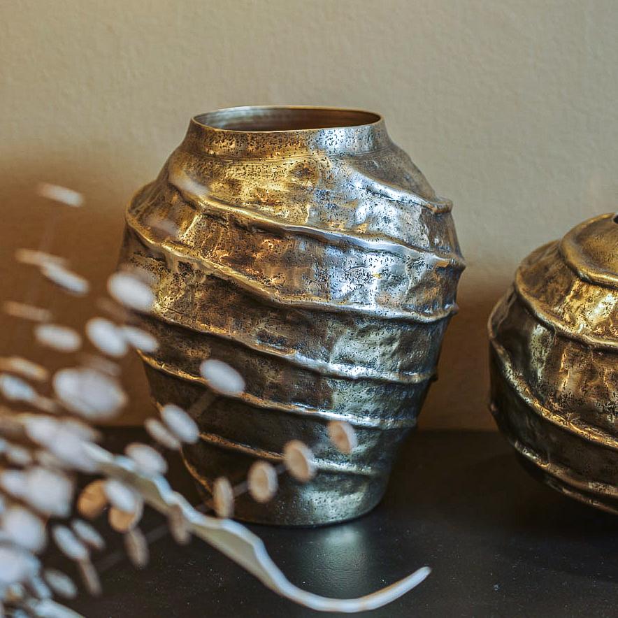 ΜΕΤΑΛΛΙΚΟ ΔΙΑΚΟΣΜΗΤΙΚΟ ΒΑΖΟ FL1605 ΑΝΤΙΚΕ ΧΡΥΣΟ ΧΡΩΜΑ 25x29εκ - Image 2