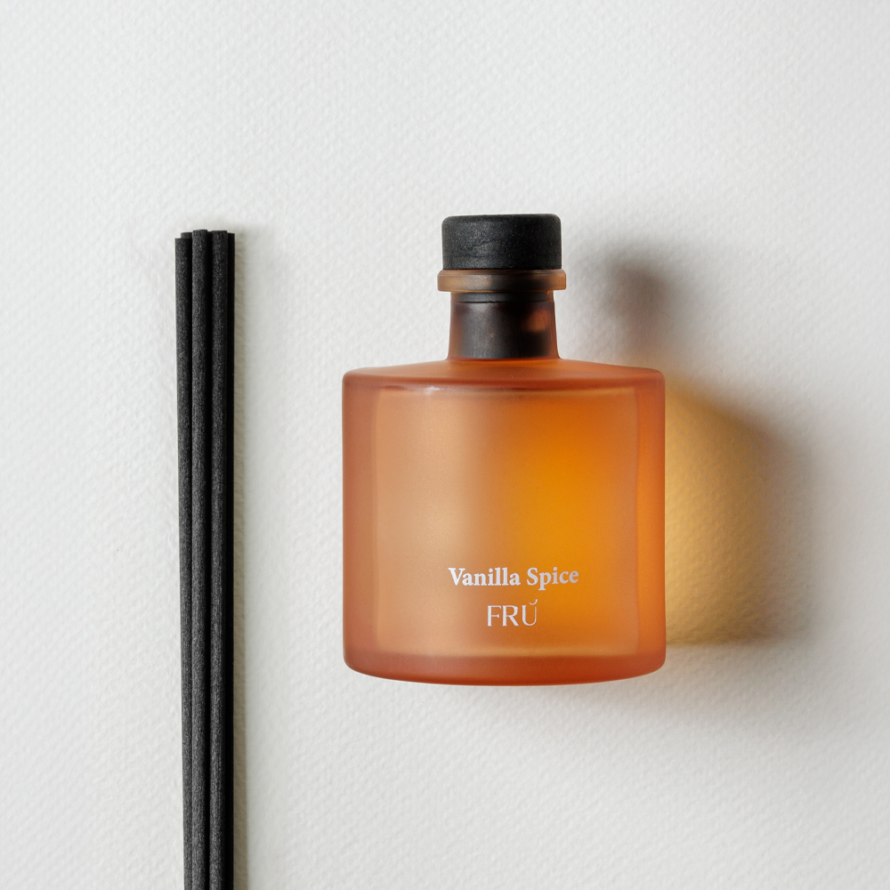 ZOE - VANILLA SPICE ΑΡΩΜΑΤΙΚΟ ΧΩΡΟΥ 100ml 6.4x6.4x23.3cm ΓΥΑΛΙ ΑΡΩΜΑΤΙΚΟ ΥΓΡΟ - Image 2